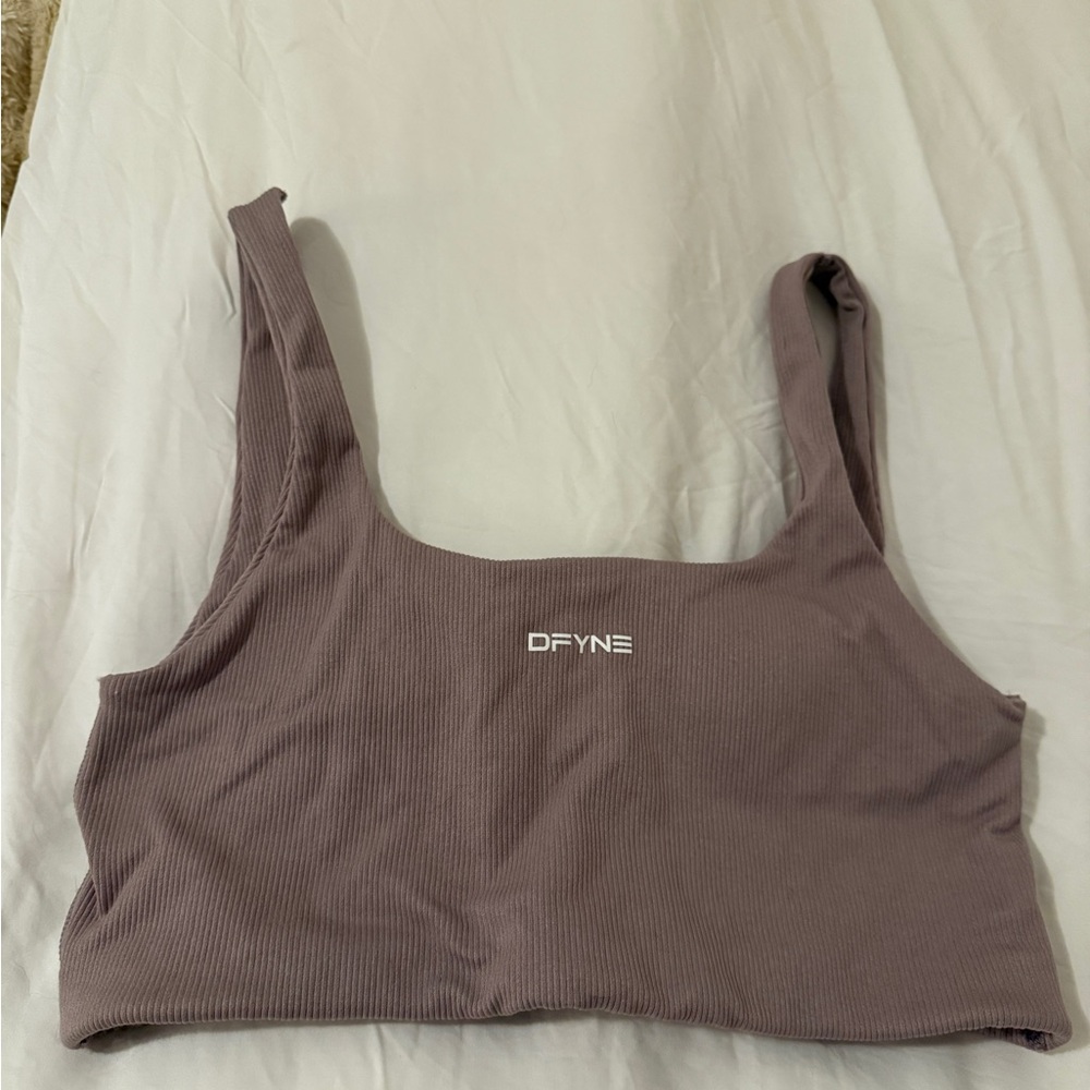 DFYNE Mauve sports bra
